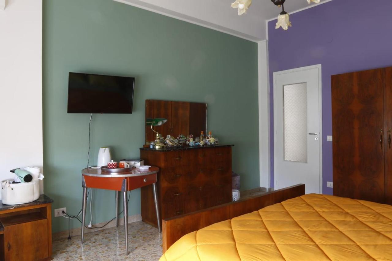Casa Di Nonna Signorina Bed & Breakfast จาร์เร ภายนอก รูปภาพ
