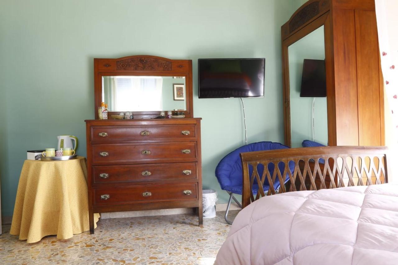 Casa Di Nonna Signorina Bed & Breakfast จาร์เร ภายนอก รูปภาพ