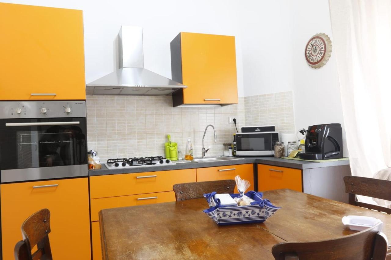 Casa Di Nonna Signorina Bed & Breakfast จาร์เร ภายนอก รูปภาพ